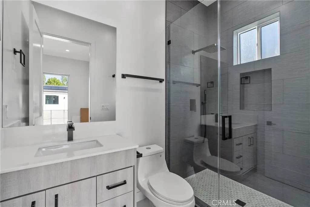 Additional image 16 of 17313 Los Alimos, Granada Hills, CA 91344