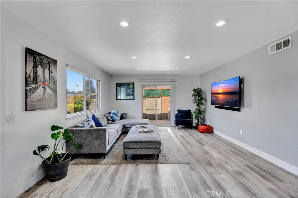 Additional image 34 of 4612 Via Vista Circle Unit 5, Huntington Beach, CA 92649