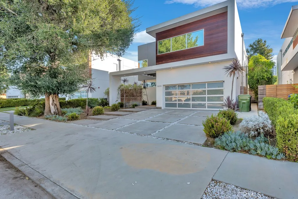 Additional image 42 of 16518 Moorpark Street, Encino, CA 91436