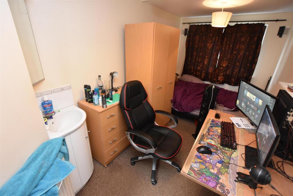 Additional image 8 of Bournbrook Road, Birmingham, West Midlands, B29