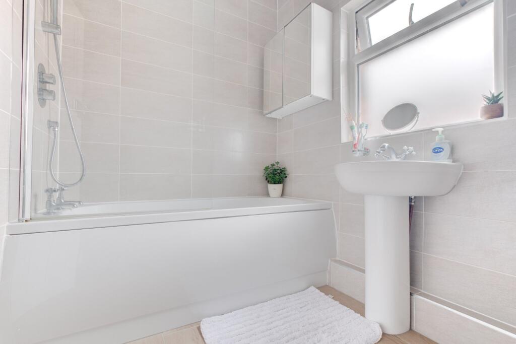 Additional image 17 of Russell Road, Hall Green, West Midlands, B28