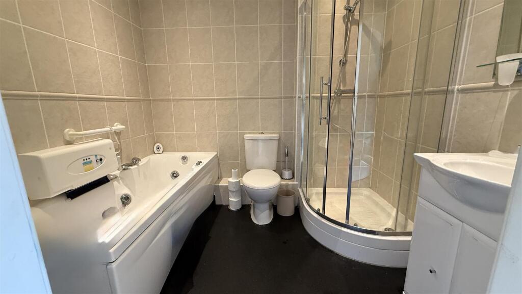 Additional image 7 of Summerfield Drive, Selly Oak, Birmingham