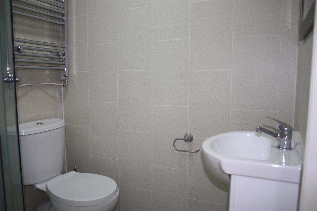 Additional image 7 of Next to University