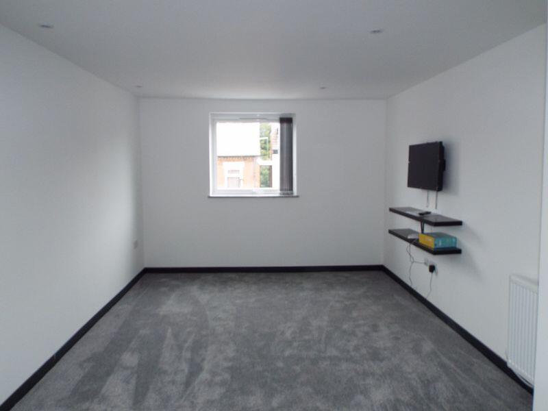 Additional image 3 of RS Apartments, Lindon House, Heeley Road, Selly Oak, Birmingham, B29 6EN