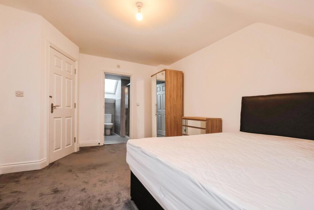 Additional image 7 of Woodland View, Birmingham, West Midlands, B31