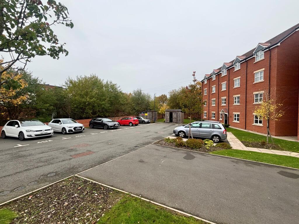 Additional image 3 of Heroes Drive, B29