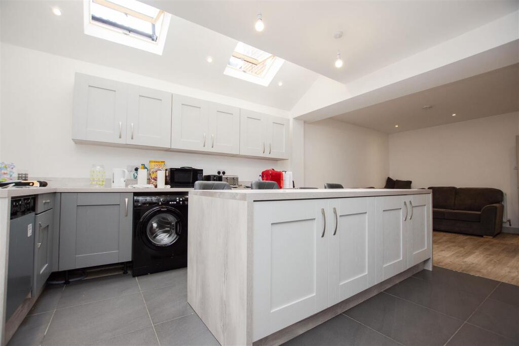 Additional image 17 of Raddlebarn Road, Selly Oak, B29