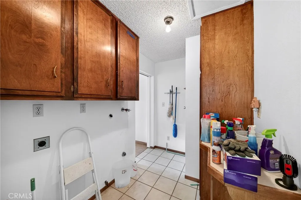 Additional image 78 of 203 N Royal Place, Anaheim, CA 92806