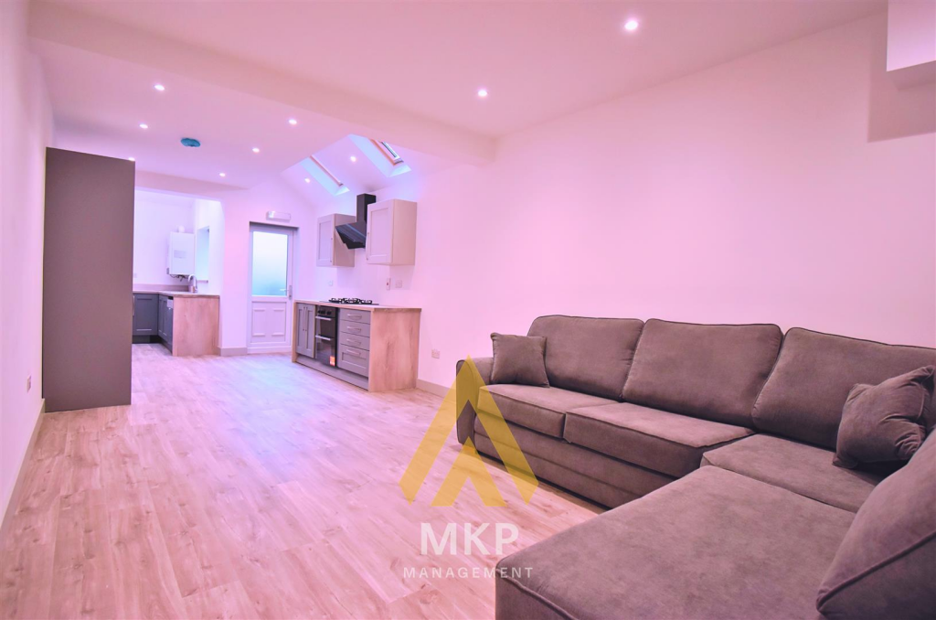 Additional image 3 of Katie Road Selly Oak, B29 6JG