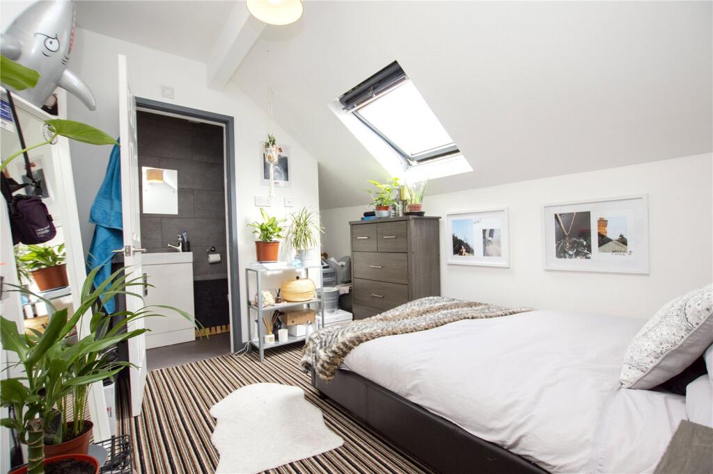 房产图片 8 - 伯明翰西米德兰兹郡塞利公园佩肖尔路 B29