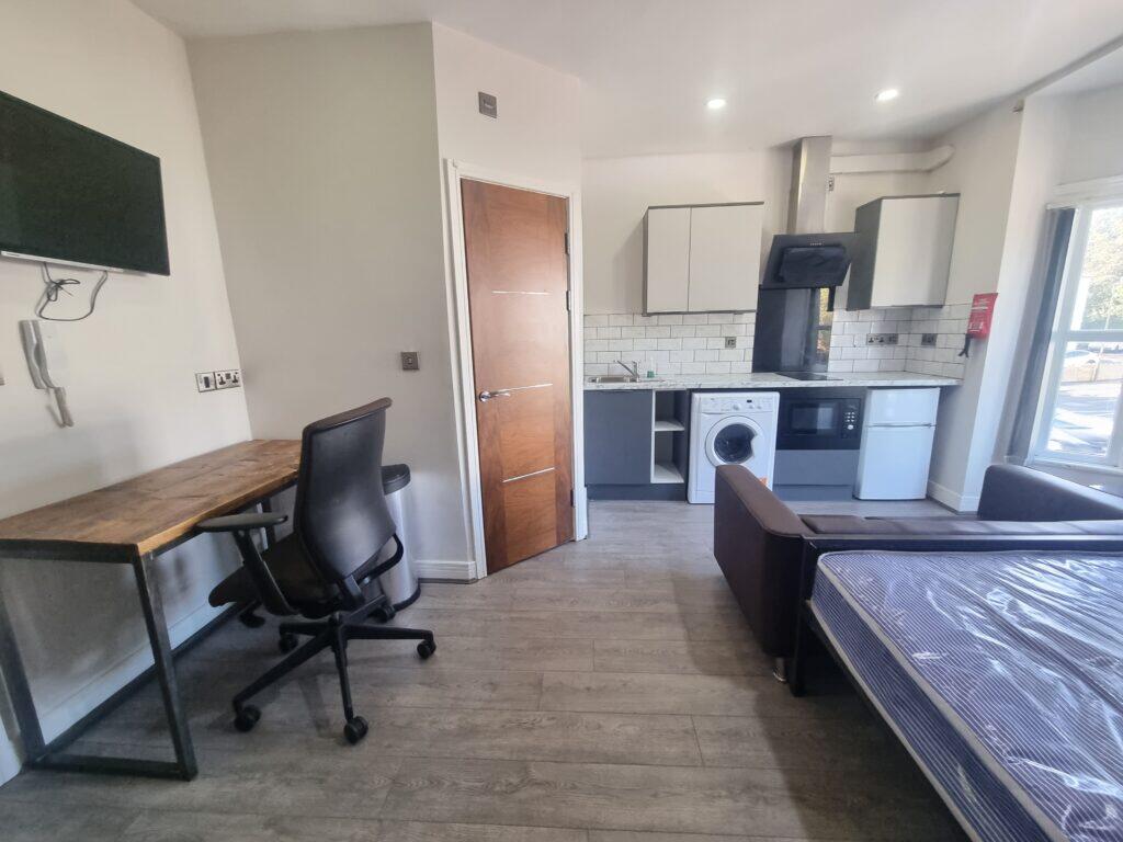 Additional image 2 of Pershore Road, Selly Park, B29 7NX