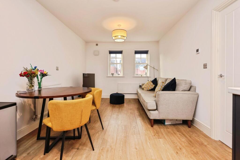 Additional image 5 of Macniece Close, Birmingham, West Midlands, B29