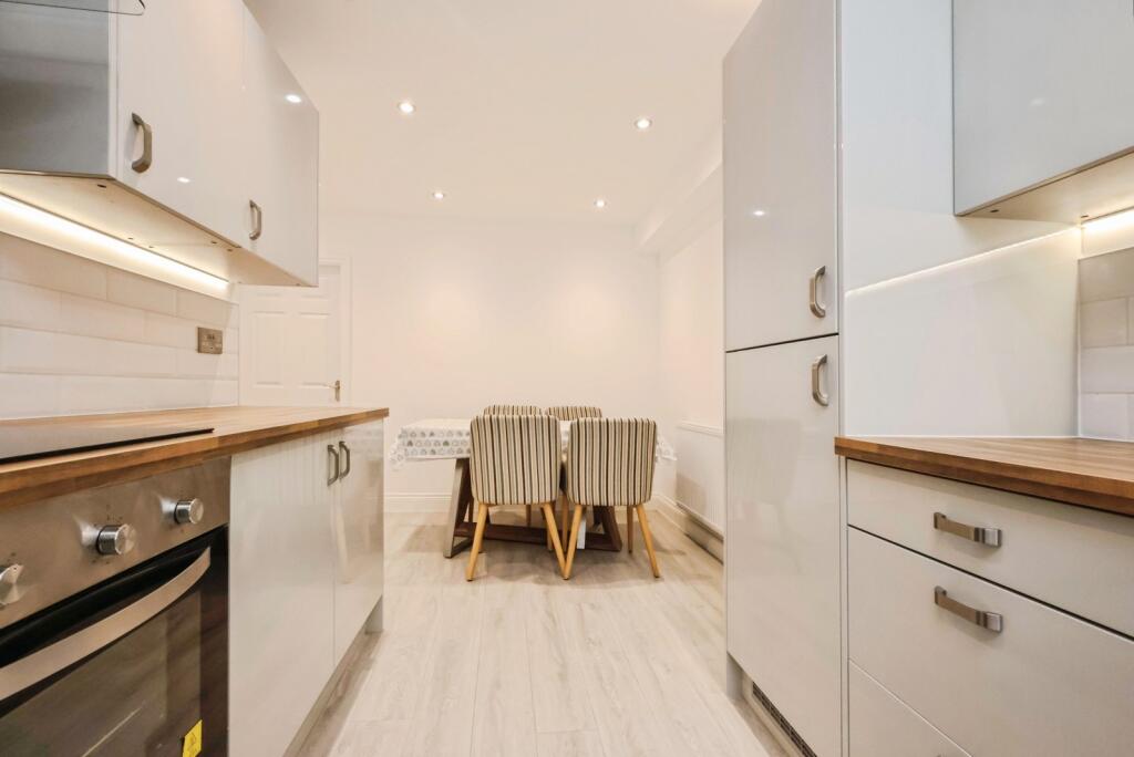 Additional image 3 of Woodland View, Birmingham, West Midlands, B31