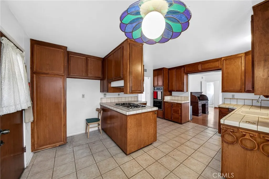 Additional image 56 of 203 N Royal Place, Anaheim, CA 92806