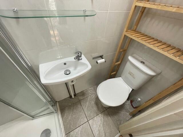 房产图片 3 - 沃尔沃莱特路，厄丁顿