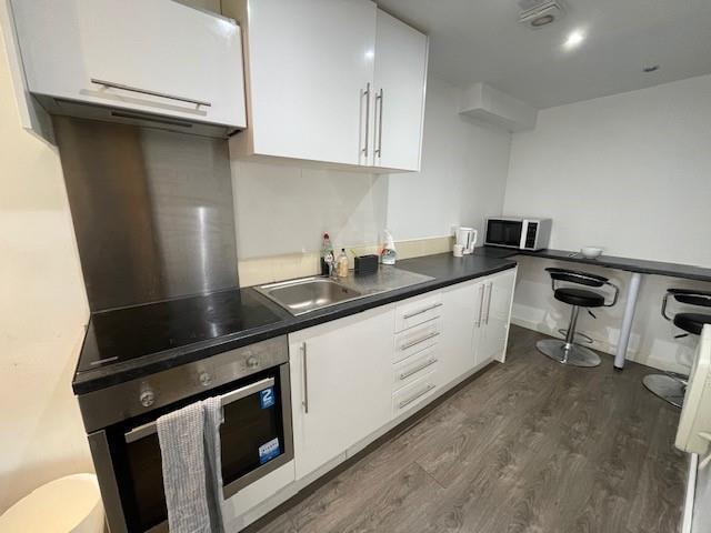 Additional image 12 of Next to the University of Birmingham