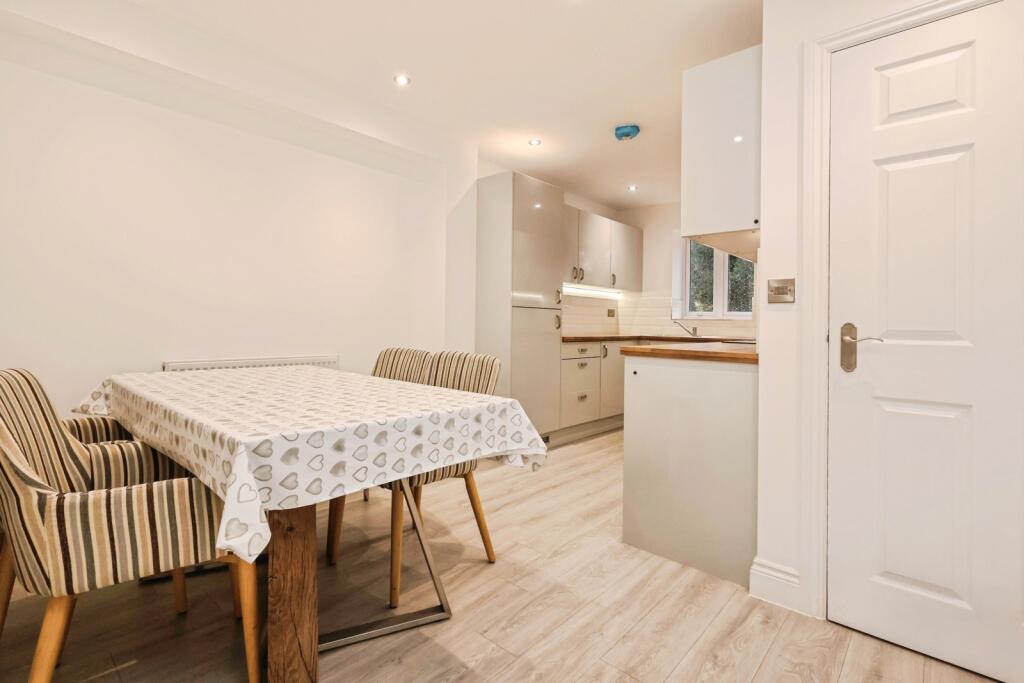 Additional image 4 of Woodland View, Birmingham, West Midlands, B31