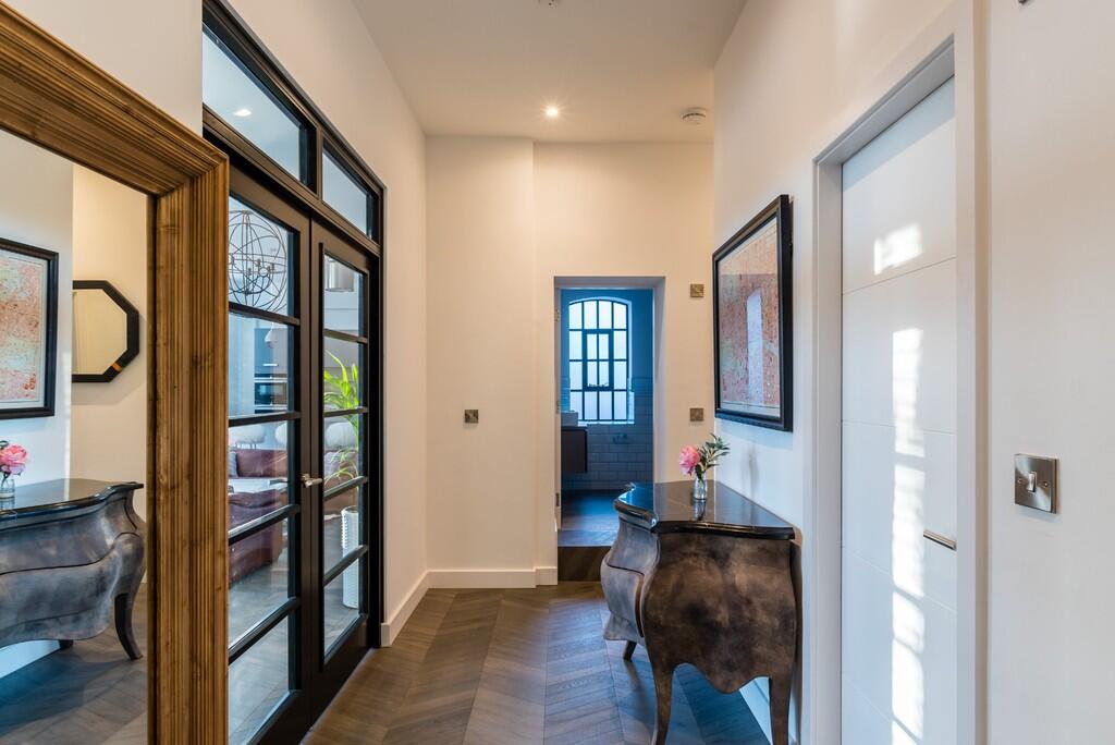 房产图片 16 - 圣保罗广场21-23号，珠宝区，圣保罗大厦