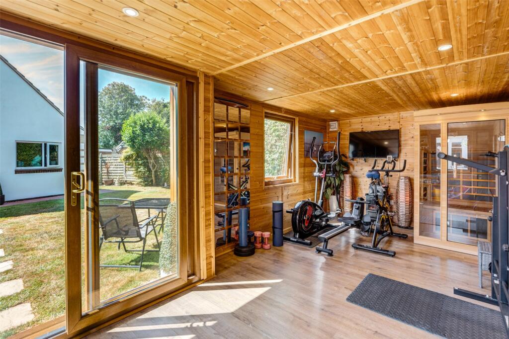 Additional image 11 of Little Drive, Ferring, Worthing, West Sussex, BN12