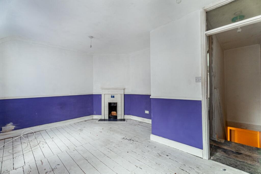 Additional image 7 of Leyland Avenue, St. Albans, Hertfordshire, AL1