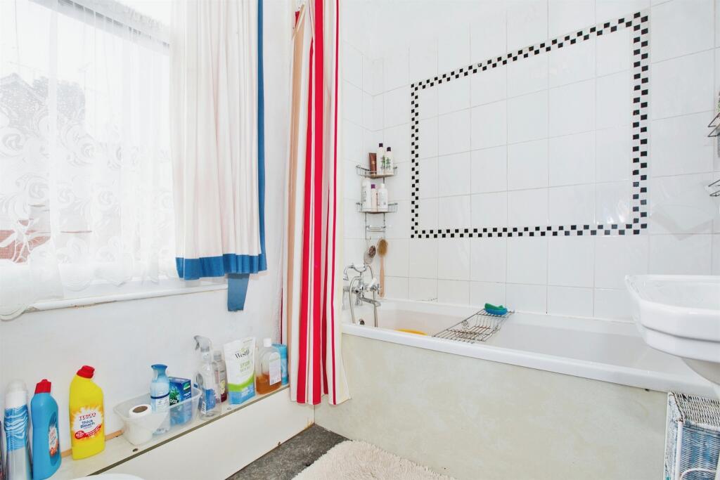 Additional image 15 of Colmer Road, Yeovil