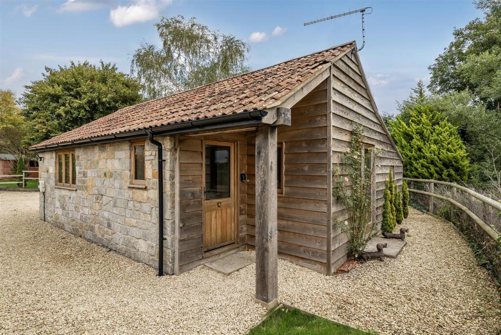 Additional image 3 of Hinton, Mudford, Yeovil