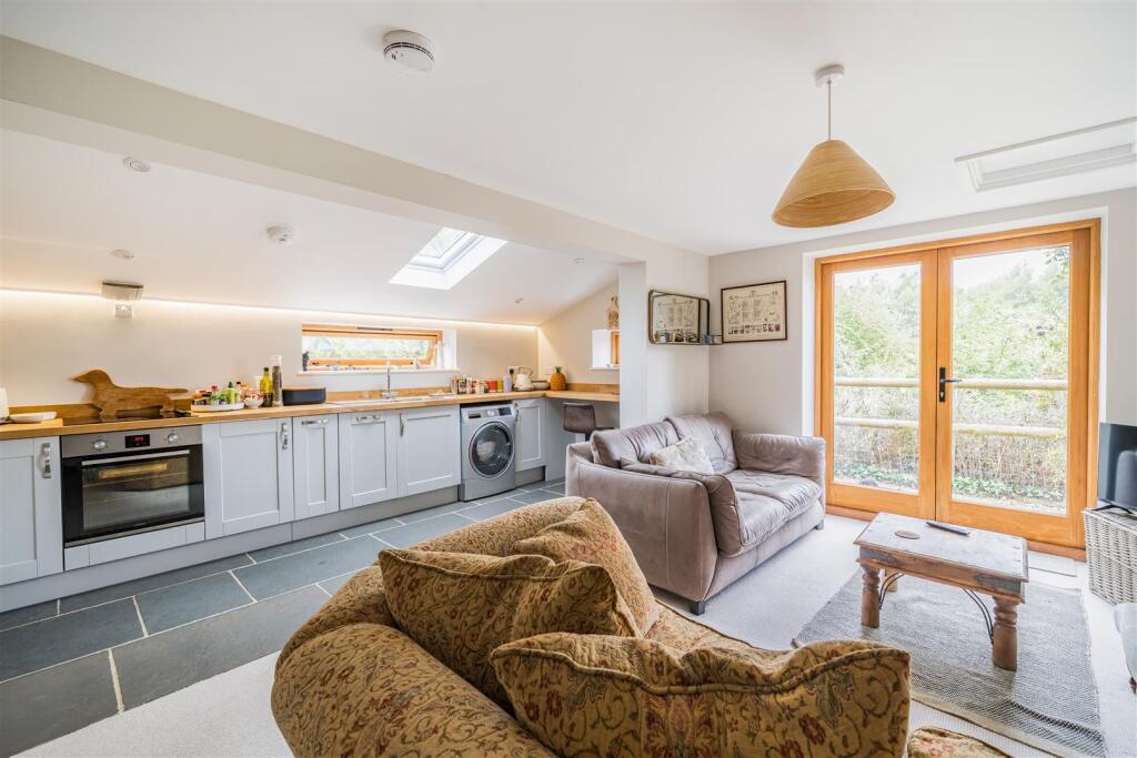 Additional image 24 of Hinton, Mudford, Yeovil