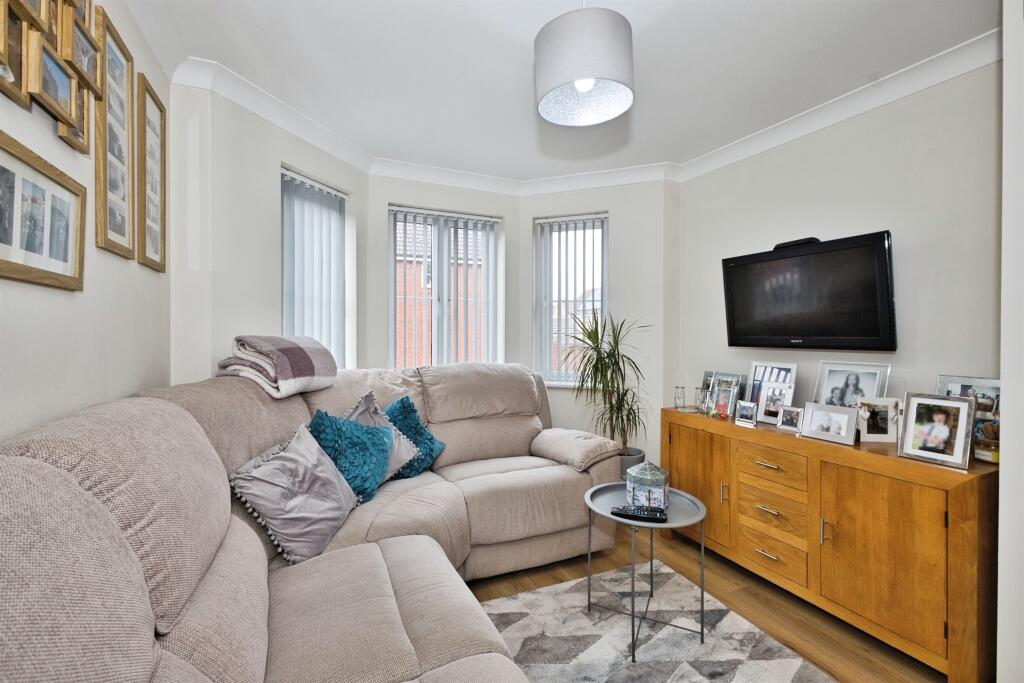 Additional image 5 of Merevale Way, Yeovil