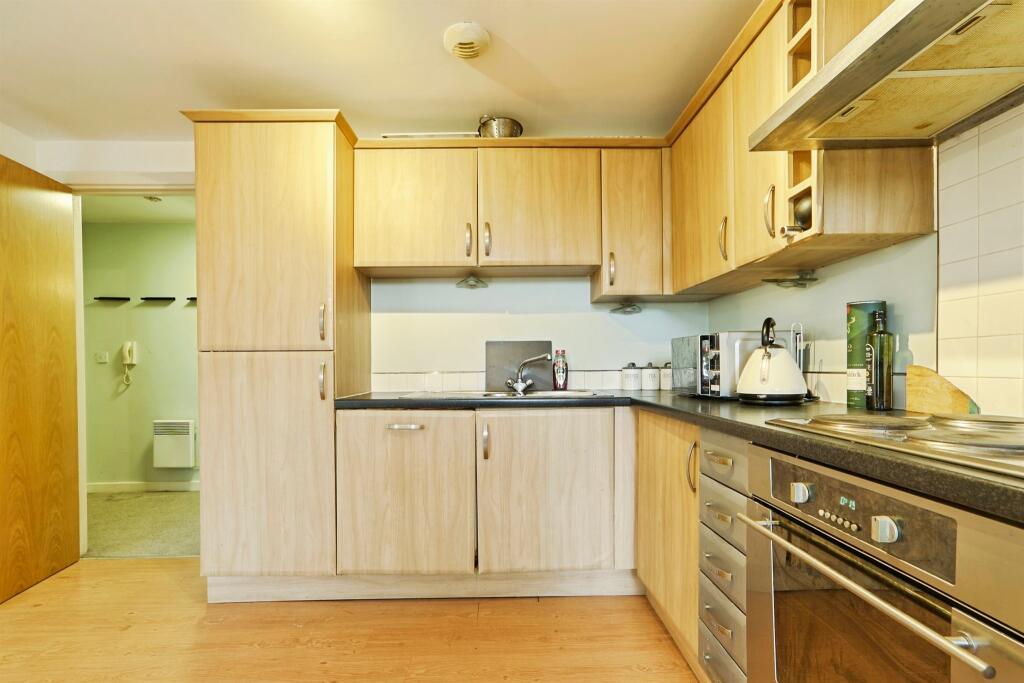 Additional image 9 of Meadow Road, Apperley Bridge, Bradford