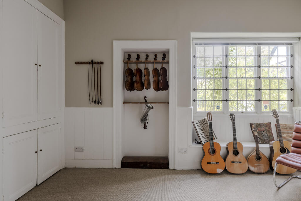 Additional image 21 of Avenue House, Wells, Somerset