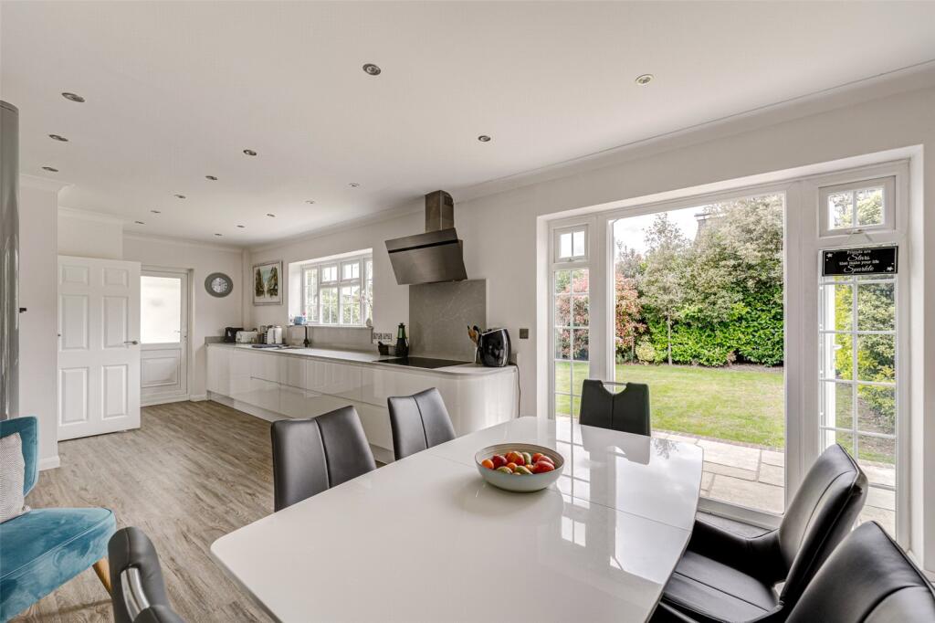 Additional image 16 of Falmer Avenue, Goring-by-Sea, Worthing, West Sussex, BN12