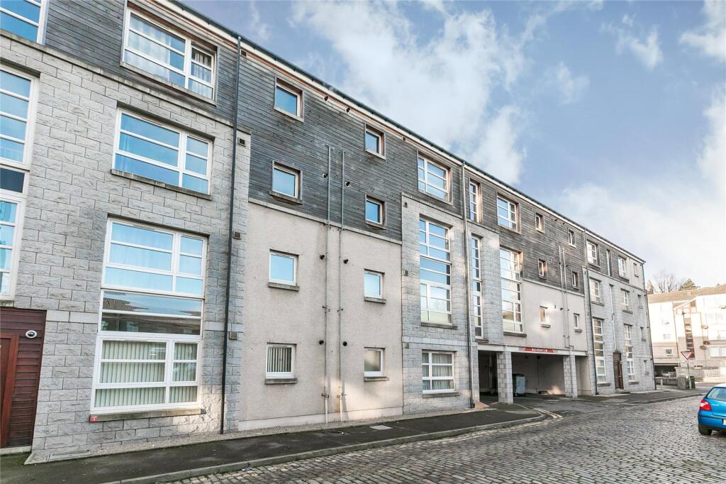 James Street, Aberdeen, AB11