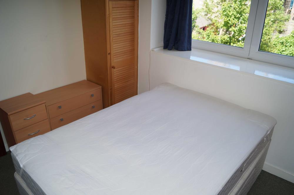 Additional image 5 of Ashvale Place, Top floor left, AB10