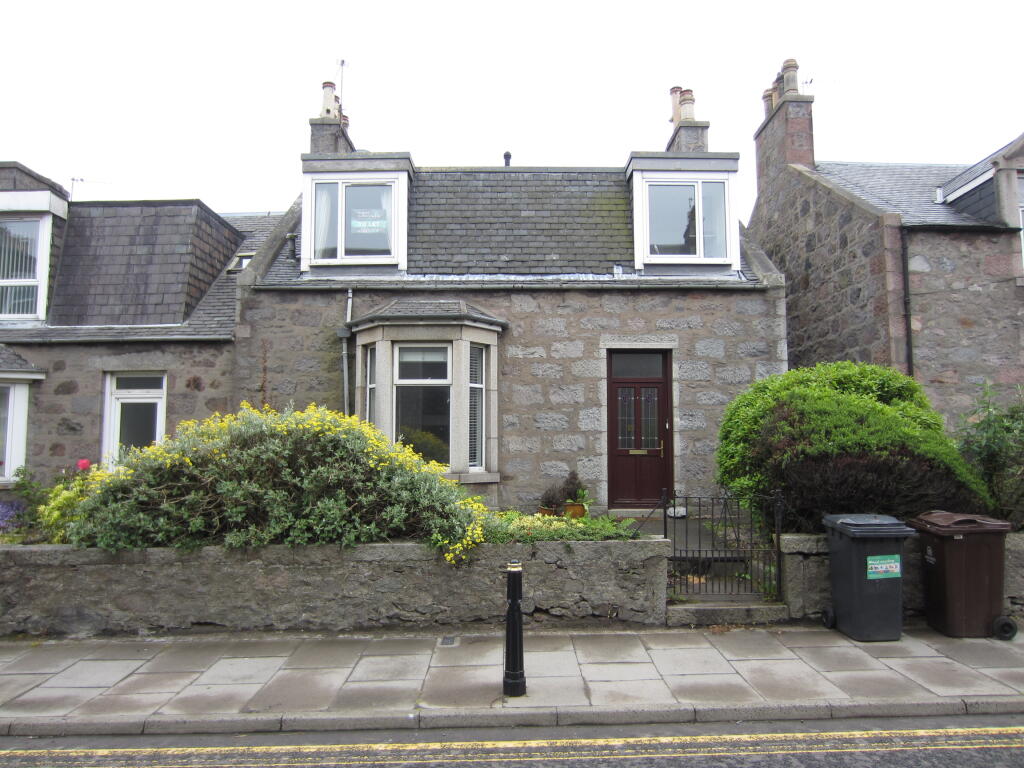 Broomhill Road, Aberdeen, AB10