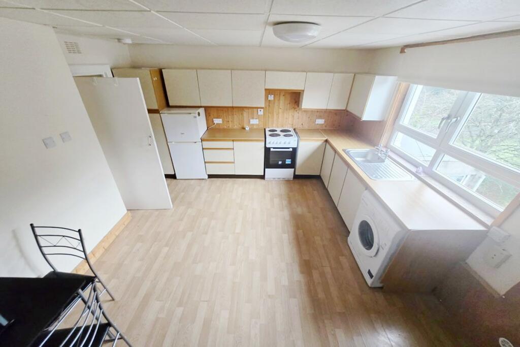 Additional image 2 of 1C, Walker Place, Torry, Aberdeen, AB118BQ