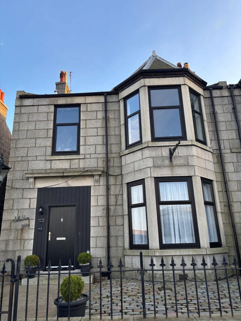 Victoria Road, Torry, Aberdeen, AB11