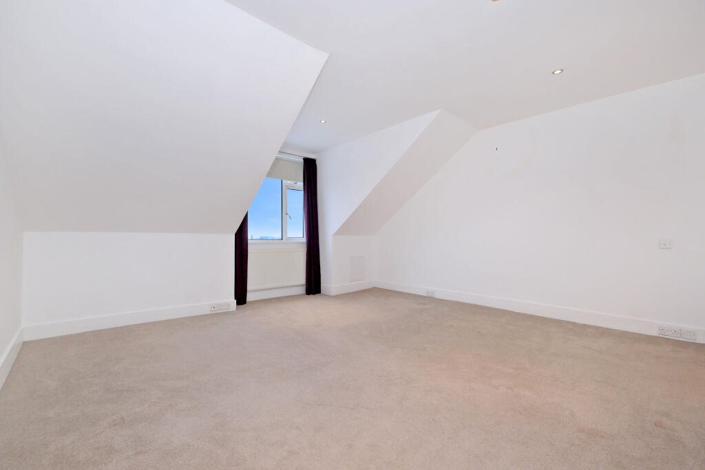 Additional image 10 of Richmondhill Place, Aberdeen, AB15