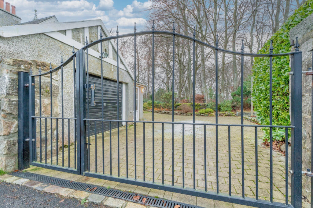 Additional image 21 of Craigton Road, Aberdeen, AB15