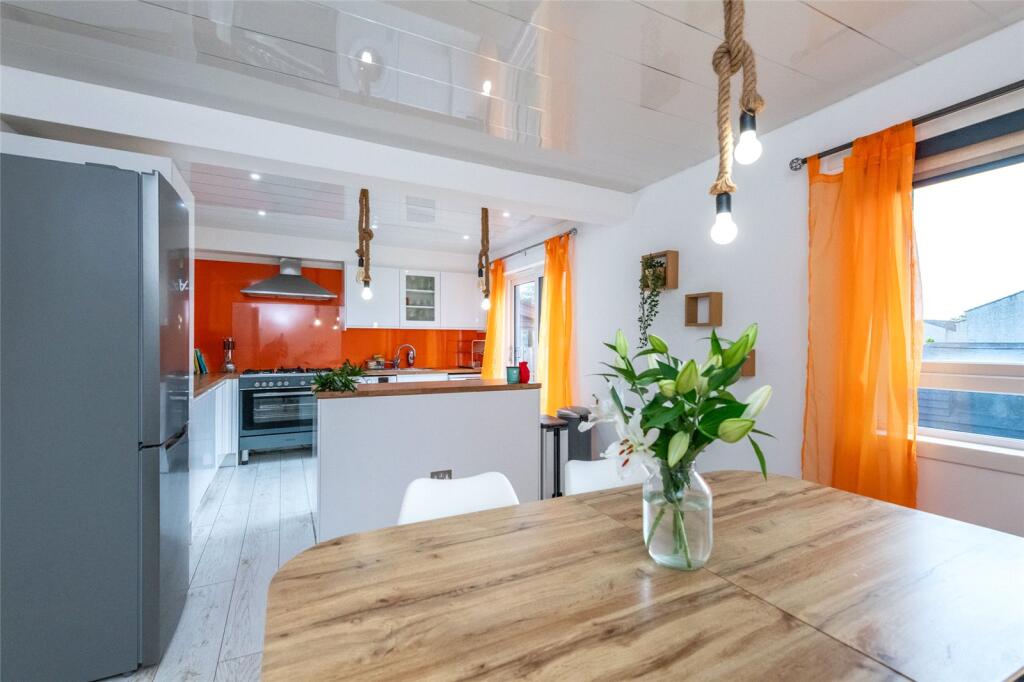 27 Thistle Drive, Portlethen, Aberdeen, AB12