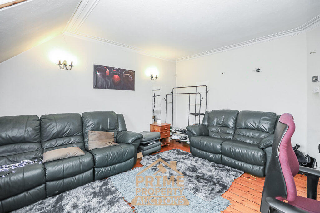 Additional image 3 of Attic Flat, 55 Forest Avenue, Aberdeen, AB15 4TU