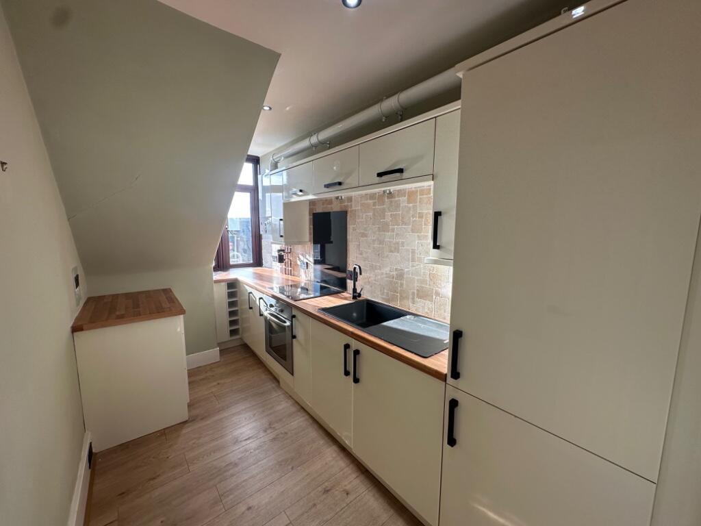 Broomhill Road, Aberdeen, Aberdeenshire, AB10