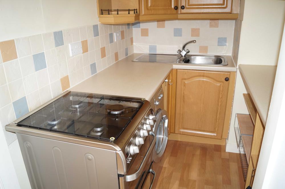 Additional image 4 of Ashvale Place, Top floor left, AB10