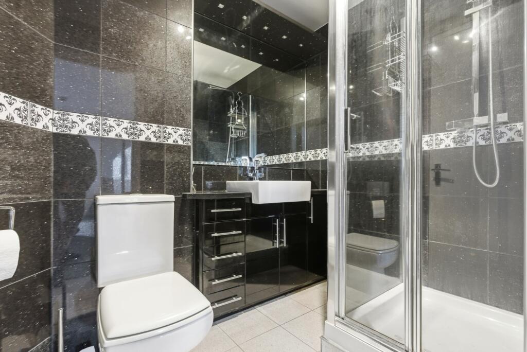 Additional image 9 of Dorchester Court, Dexter Close, St. Albans, Hertfordshire, AL1