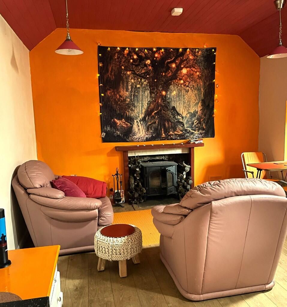 Additional image 18 of AB43