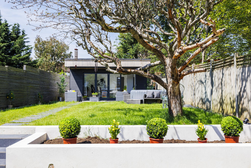 Additional image 27 of Charmouth Road, St. Albans, AL1