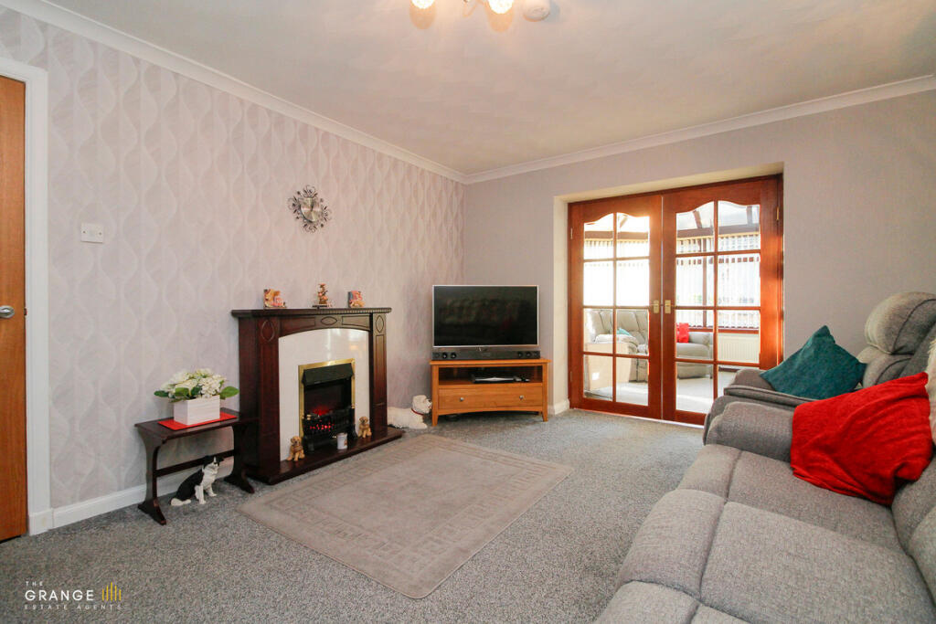 Additional image 6 of Den Crescent, Keith, AB55