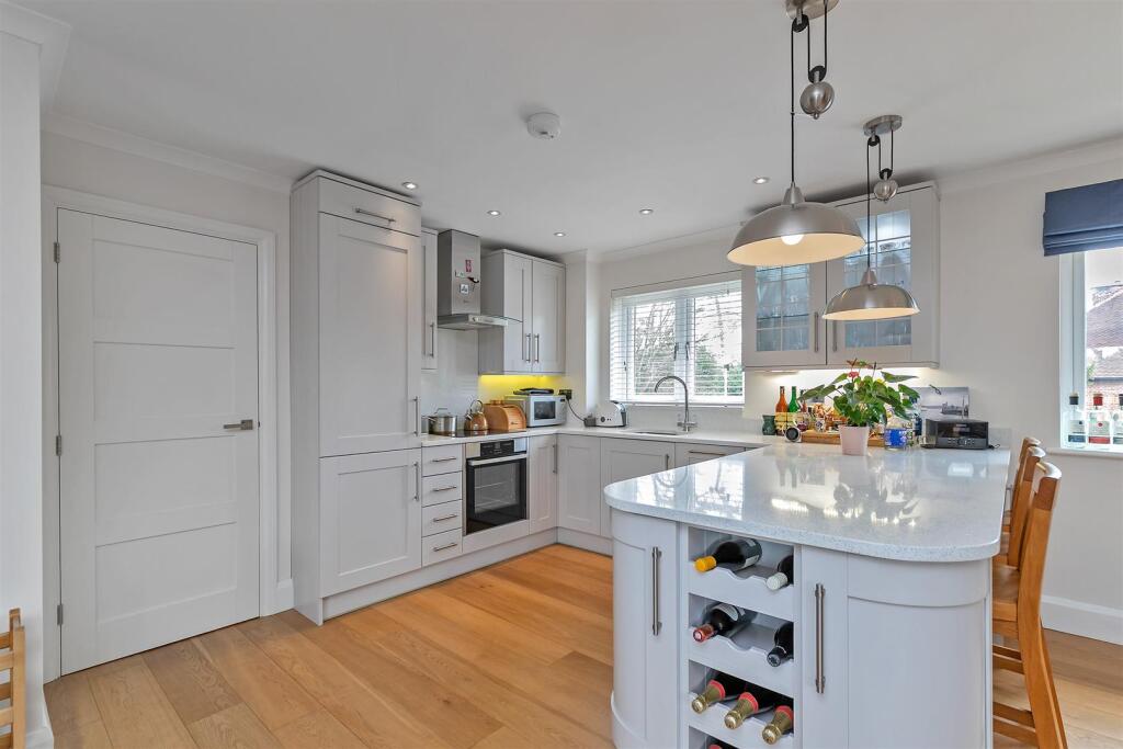 Additional image 9 of Woodstock Road North, St. Albans