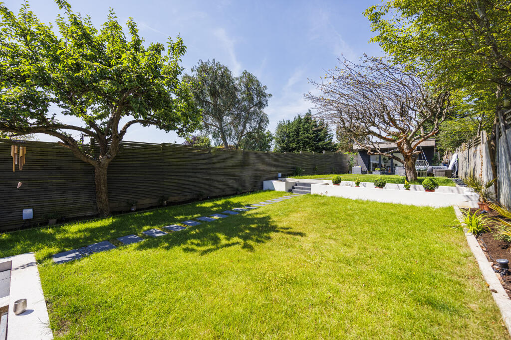 Additional image 23 of Charmouth Road, St. Albans, AL1