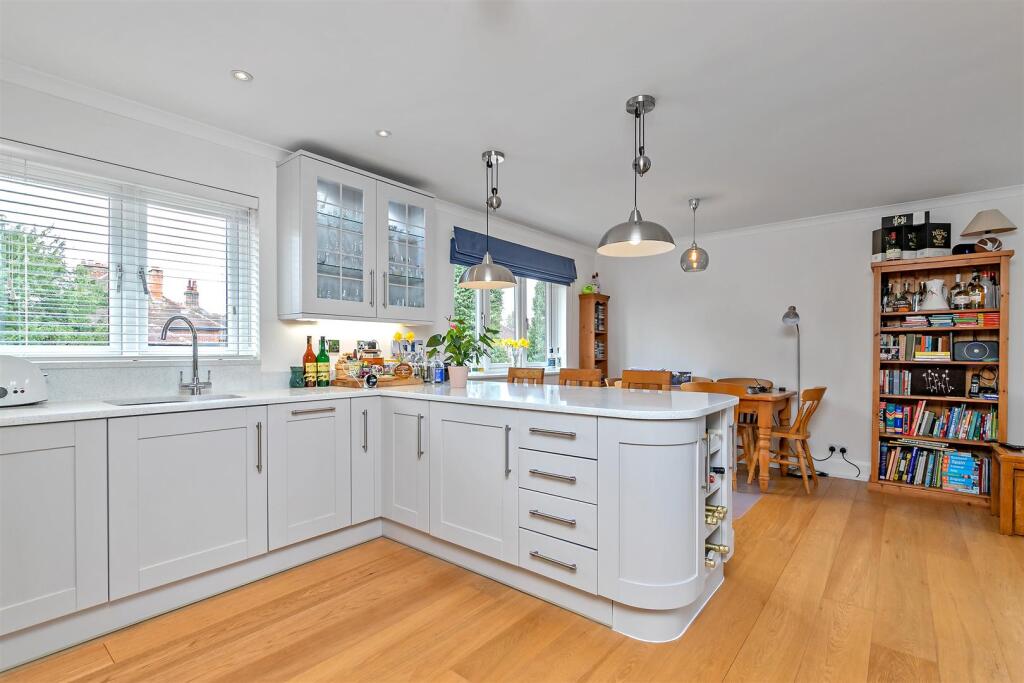 Additional image 7 of Woodstock Road North, St. Albans