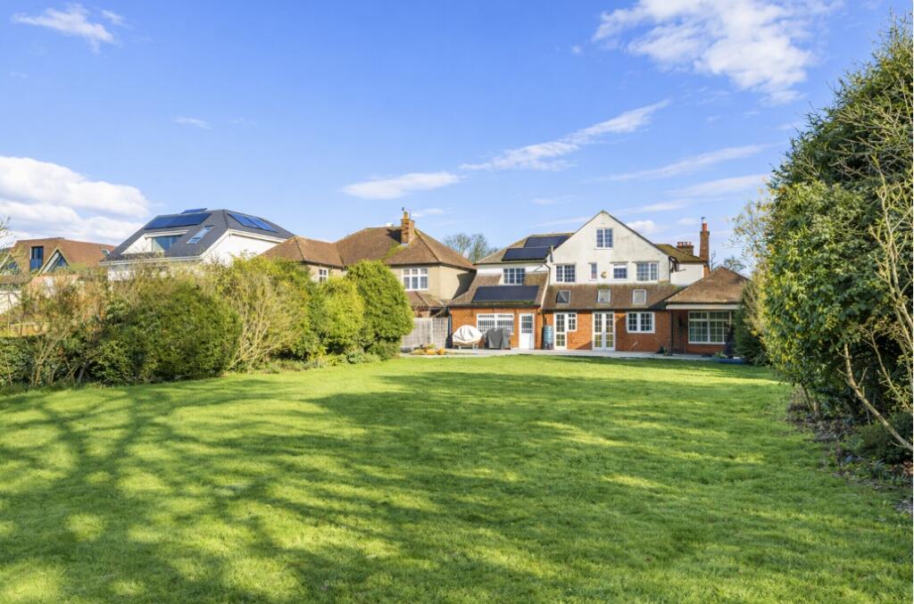 Additional image 23 of Woodstock Road North, St. Albans, Hertfordshire, AL1